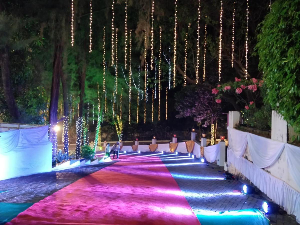 Monteria Resort Chauk Exterior photo